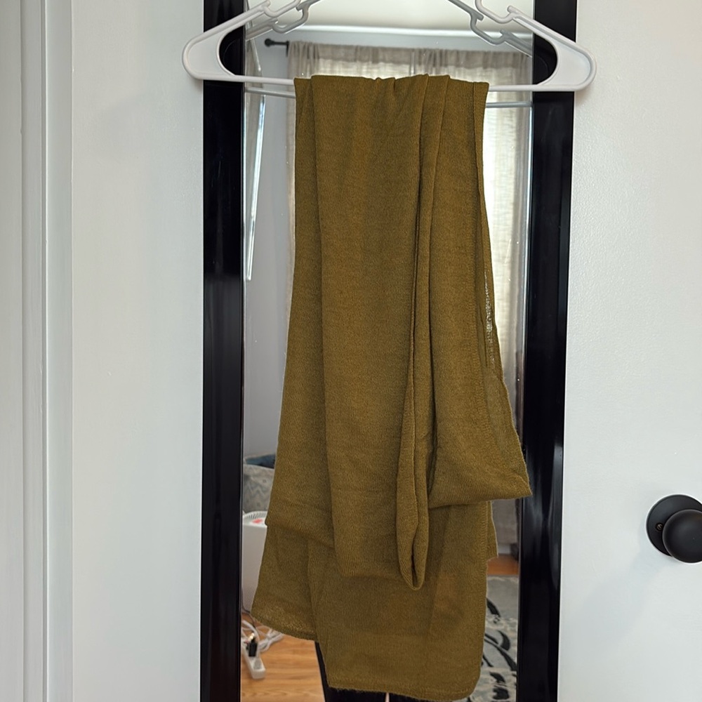 Cashmere scarf